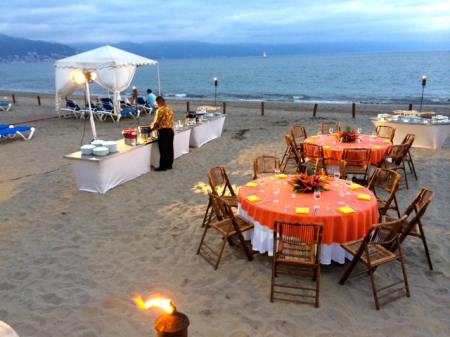 Catering set-up at BBQ Beach Catering at Casamagna Marriot.